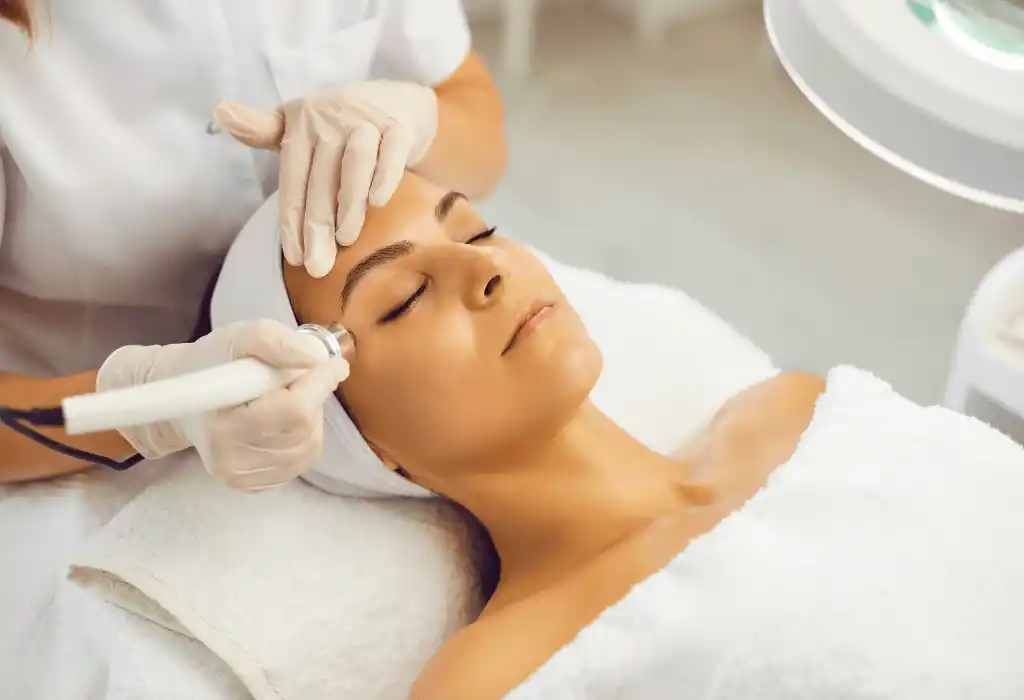 چگونگی فرم دهی صورت با RF در اصفهان_فرم دهی صورت با RF در اصفهان