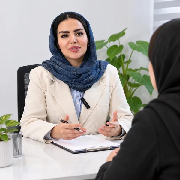 مشاوره کلینیک پوست مو و لاغری موضعی نابلکس مرداویج اصفهان